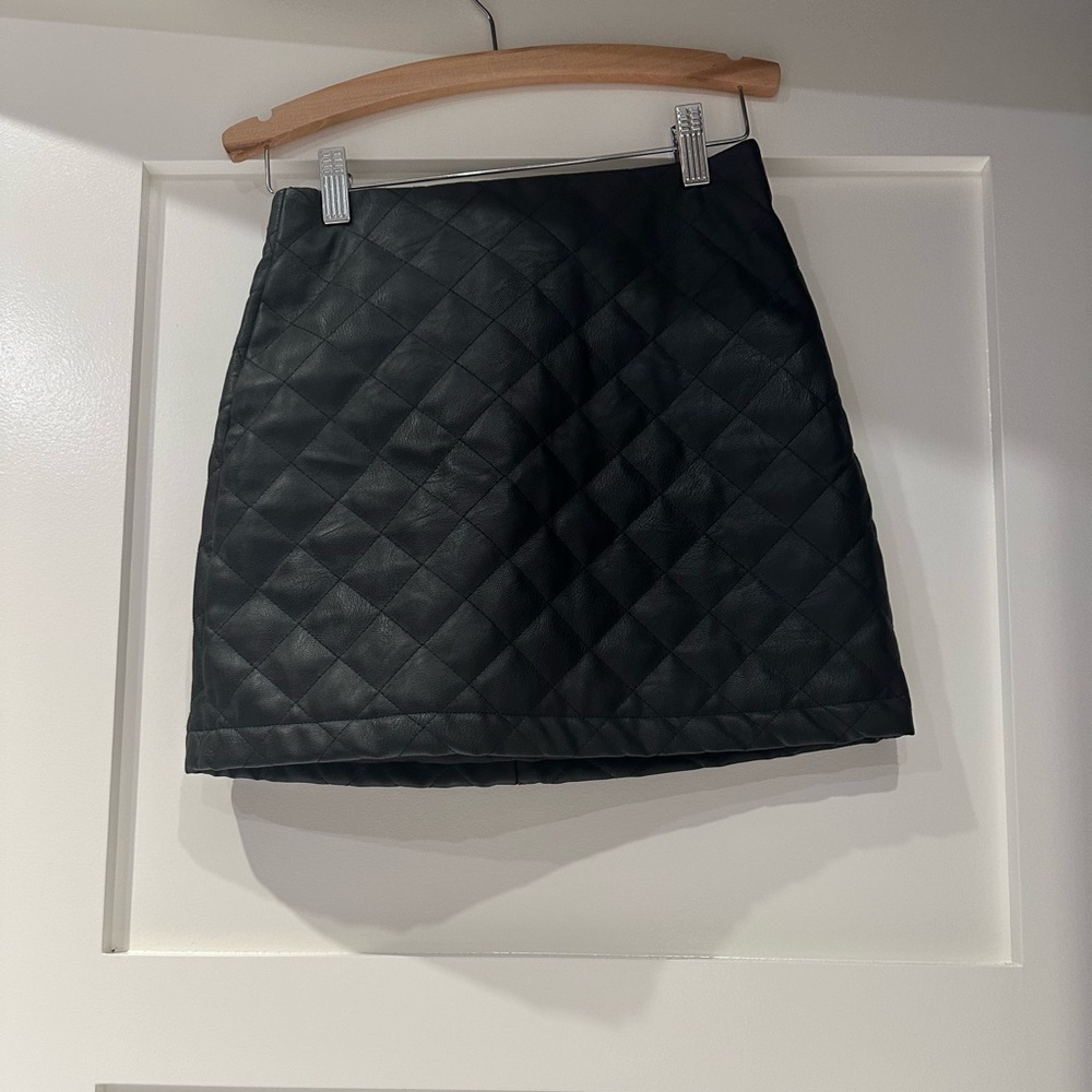 Size 0 steve madden leather skirt